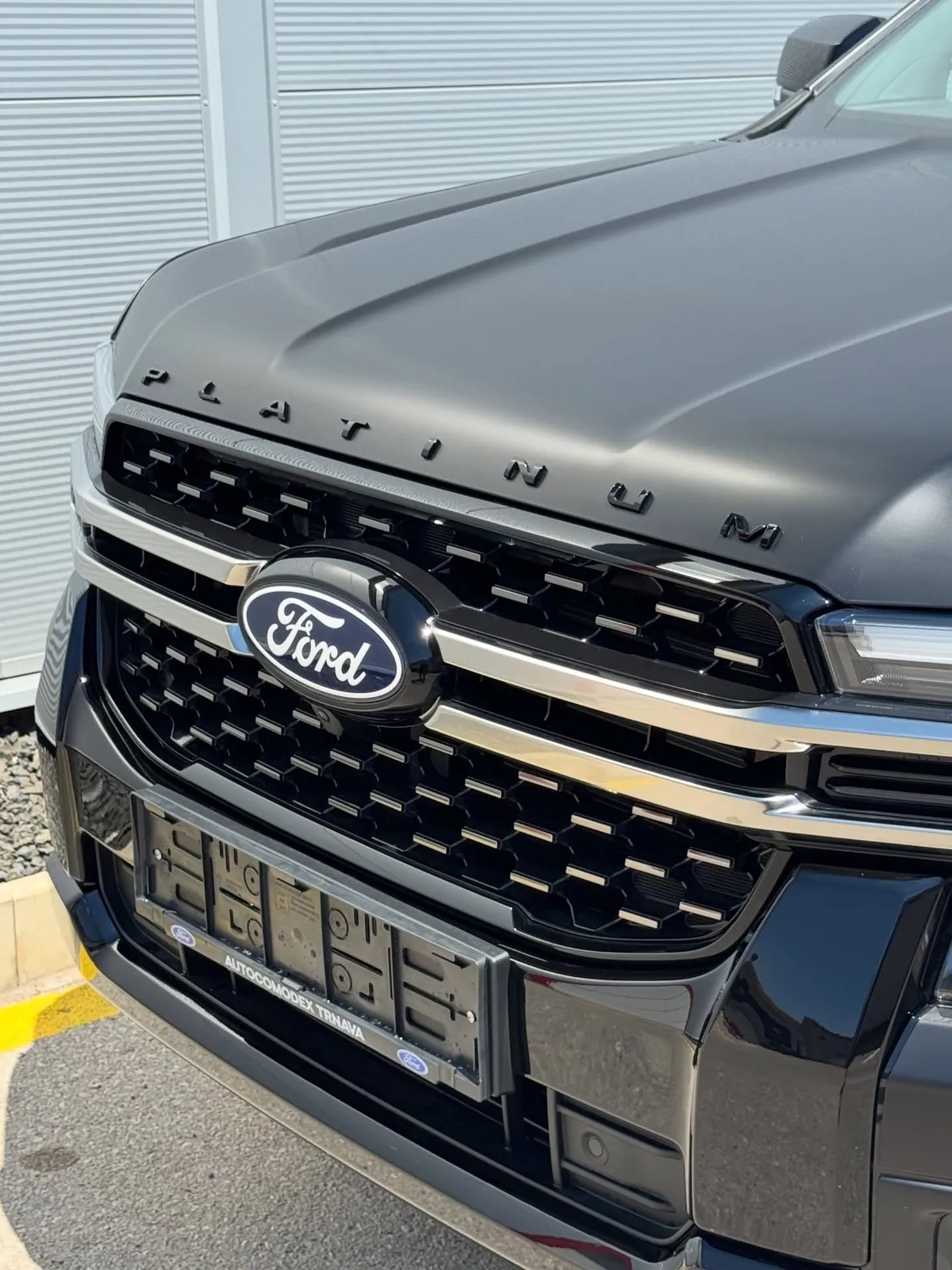 Predná maska a kapota Ford Ranger Platinum s matnou PPF fóliou